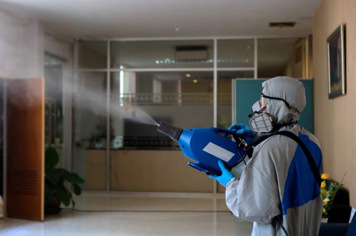 Désinfection professionnelle d’un espace commercial
